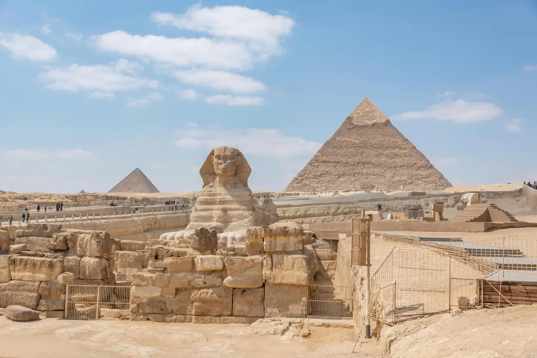 Voyage en Egypte - Plateau de Gizeh et le Sphinx qui garde le site