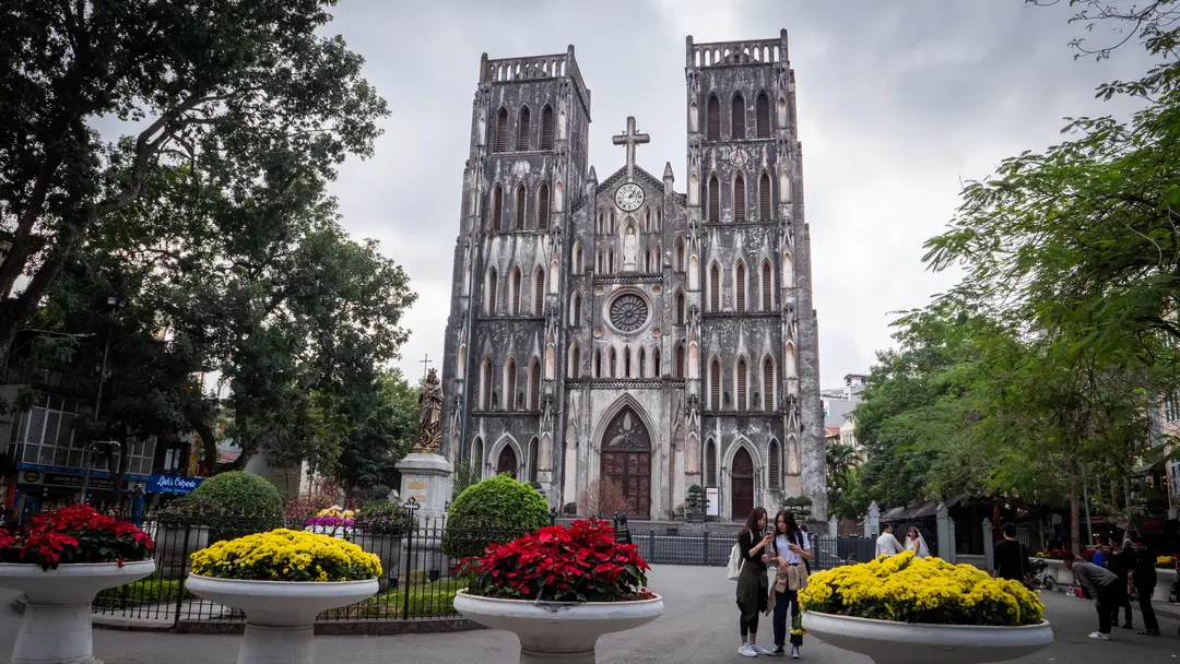 vietnam-hanoi-cathedrale.jpg
