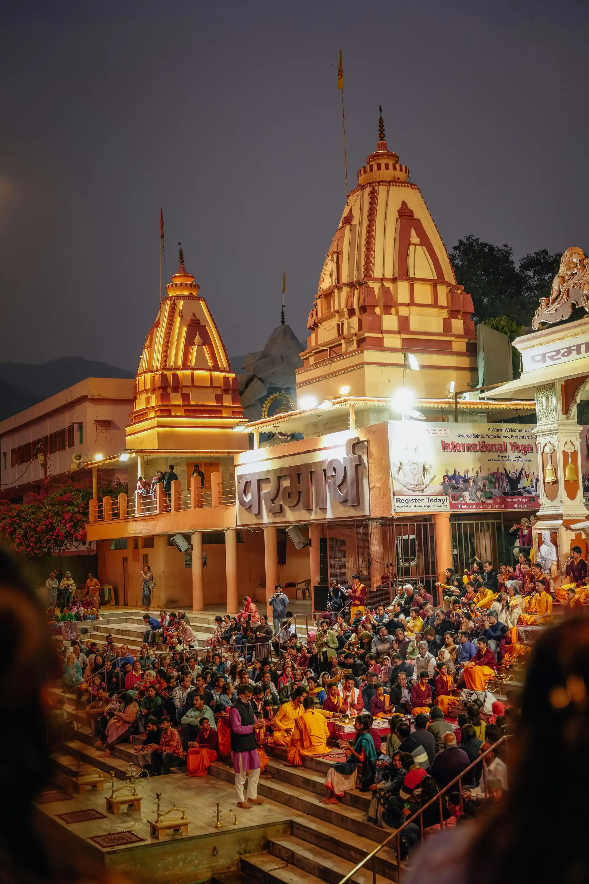 Cérémonie Ganga Aarti à Rishikesh