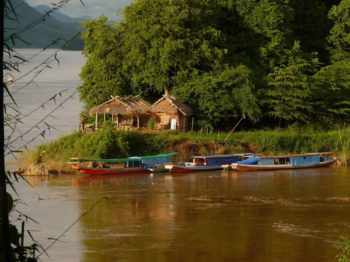 laos-rivière-bateau-croisière