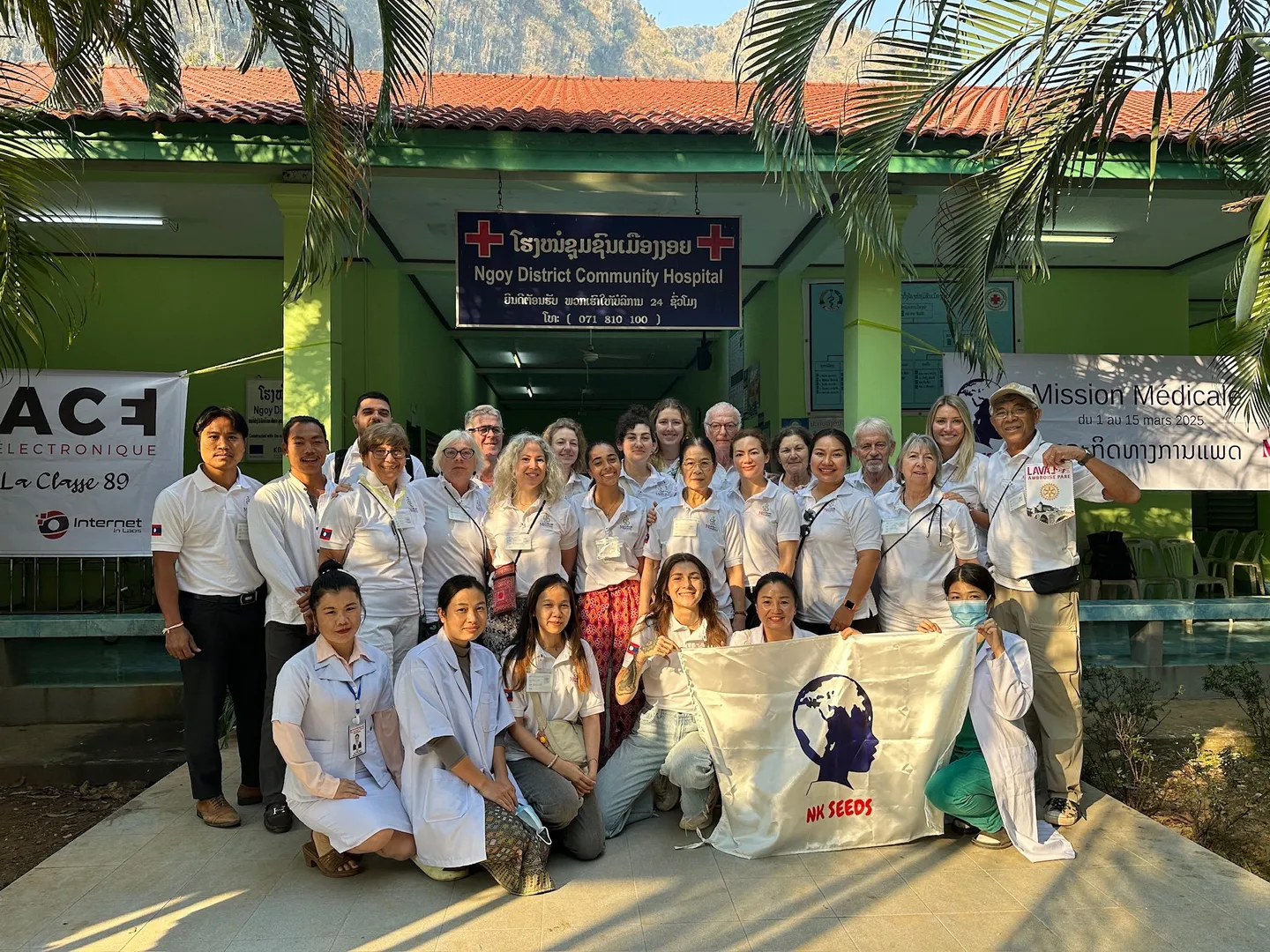 Voyage au Laos - mission médicale gratuite dans un village isolé rural organisée par NK Seeds