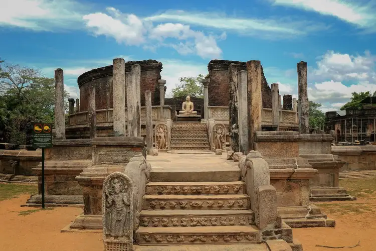 Polonnaruwa au Sri Lanka avec Shanti Travel