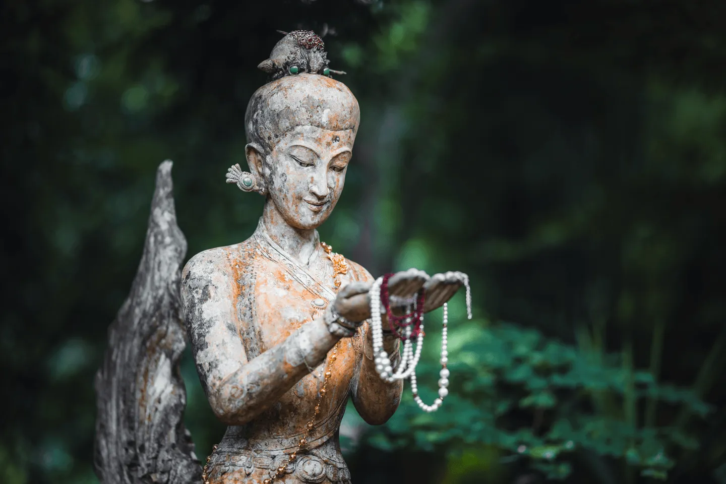 Voyage en Thaïlande - Statue en pierre du Wat Pha Lat, à Chiang Mai, en Thaïlande Voyage en Thaïlande - Statue en pierre du Wat Pha Lat, à Chiang Mai, en Thaïlande