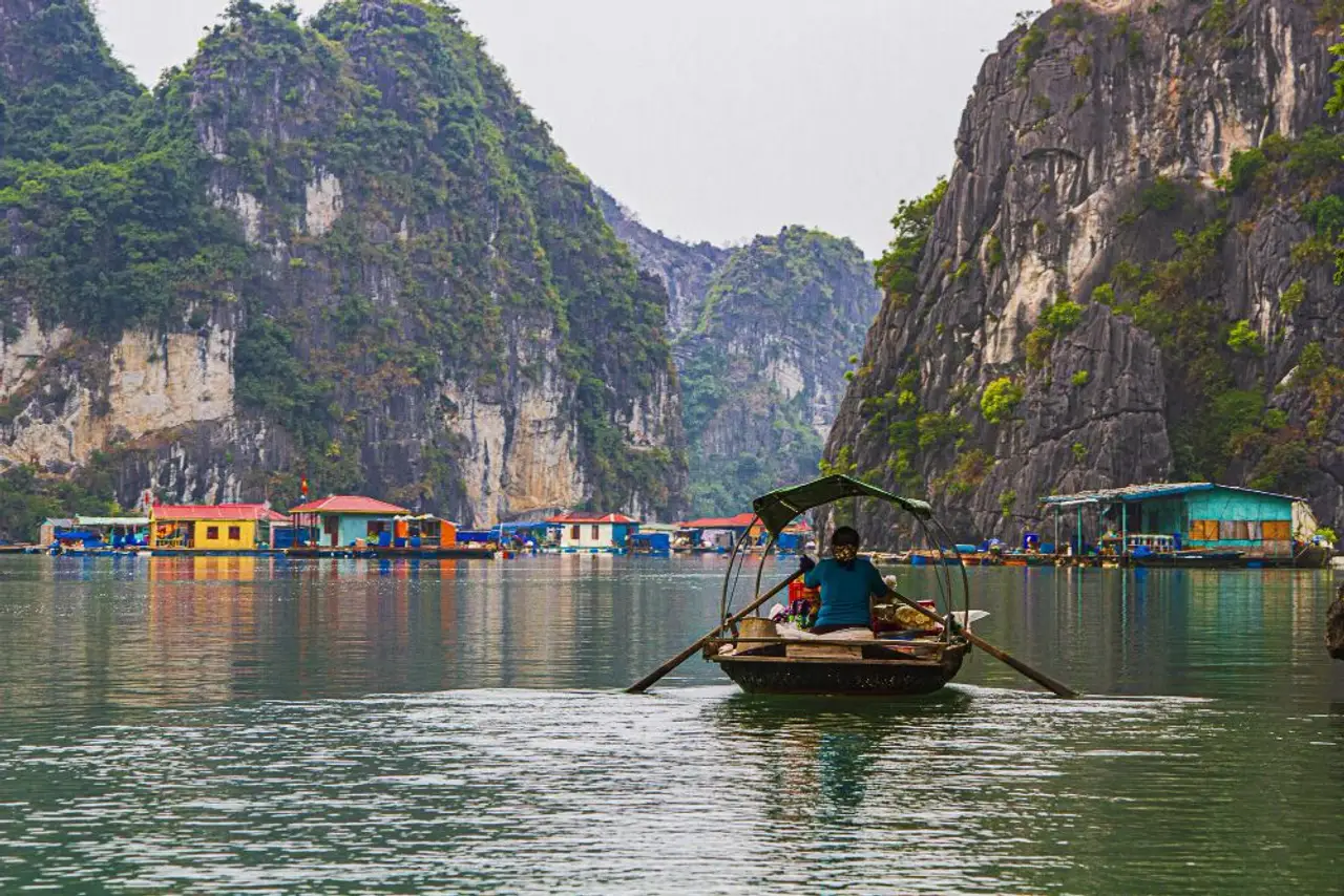 Fahrt zum vung vieng Fischerdorf
