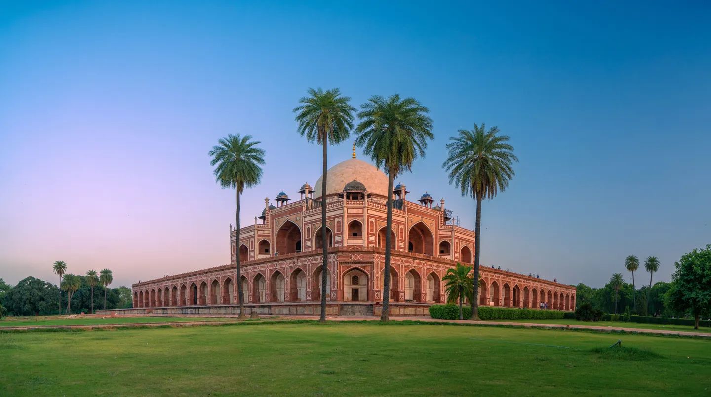 travel-india-humayun-tomb-delhi.jpg