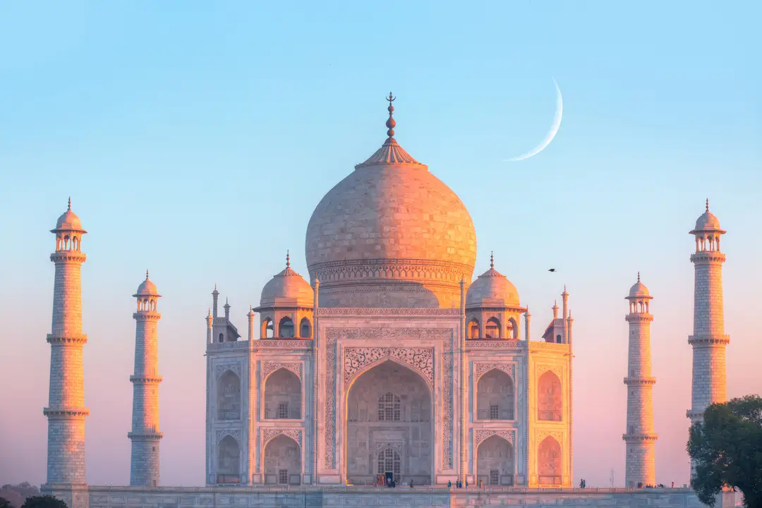travel-india-taj-mahal-north-india.jpg