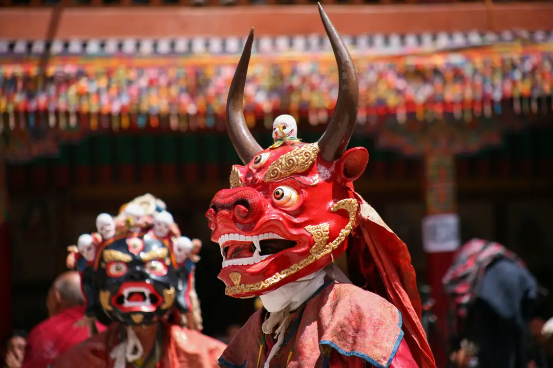 Voyage en Inde - Préparez votre trek au Ladakh : formalités, permis et conseils santé pour découvrir les festivals bouddhistes de l'Himalaya indien en toute sérénité.
