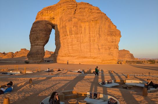 Voyage en Arabie Saoudite - Places au Rocher de l'Éléphant au coucher du soleil à Al-Ula
