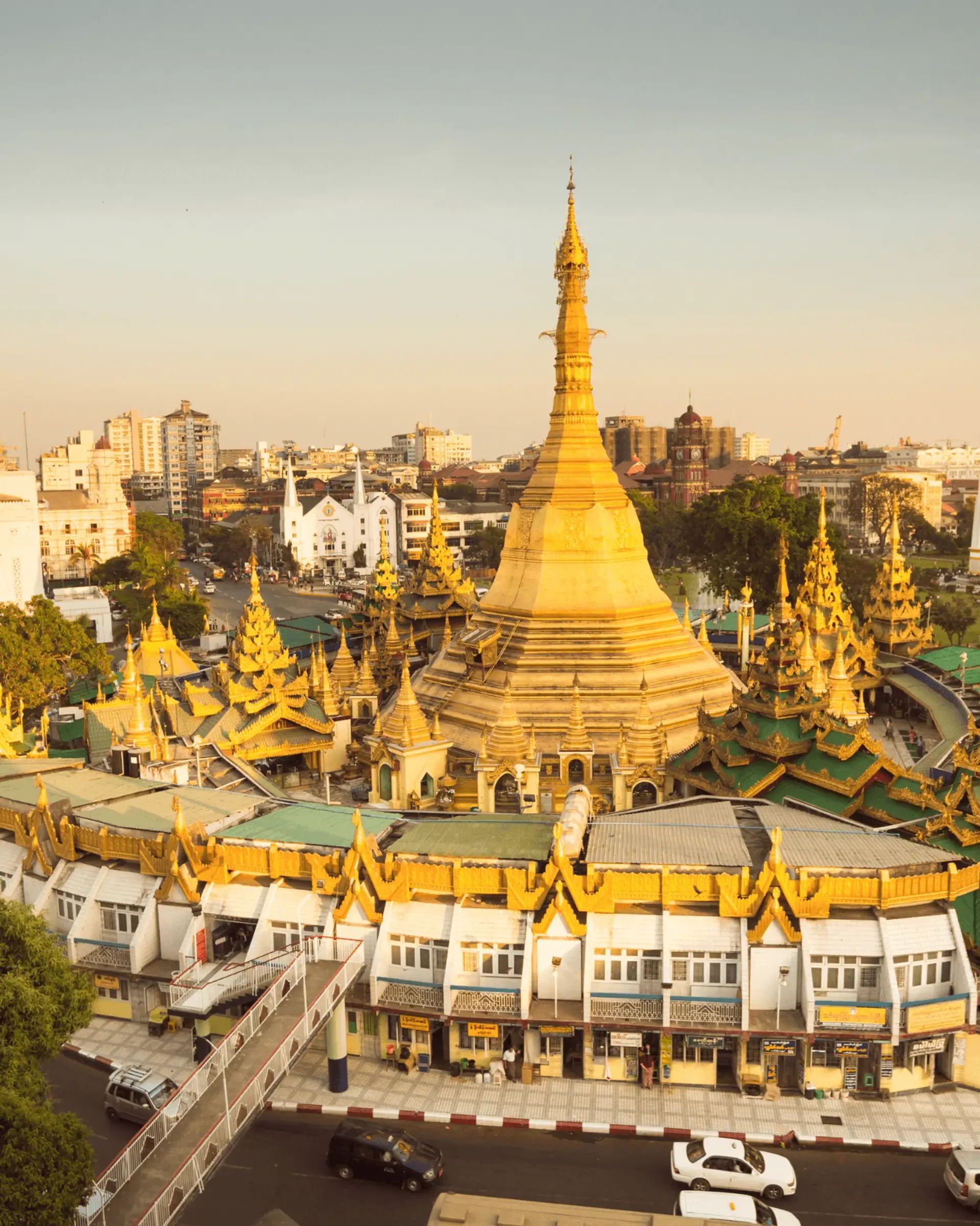 Voyage en Birmanie : Pagode Sule - Coucher de soleil au Myanmar