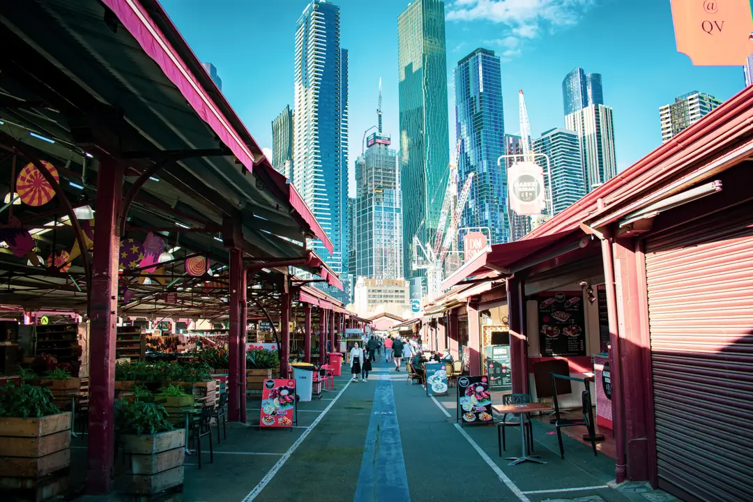 Découvrez l'atmosphère vibrante du Queen Victoria Market.jpg