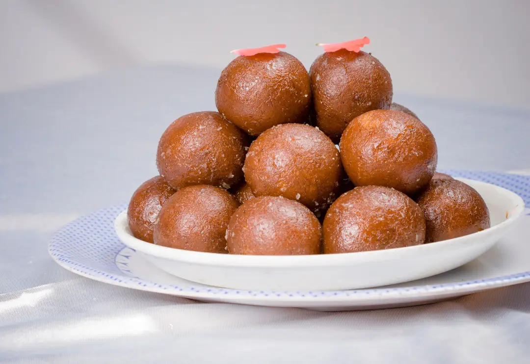 Dessert indien traditionnel : le gulab jamun