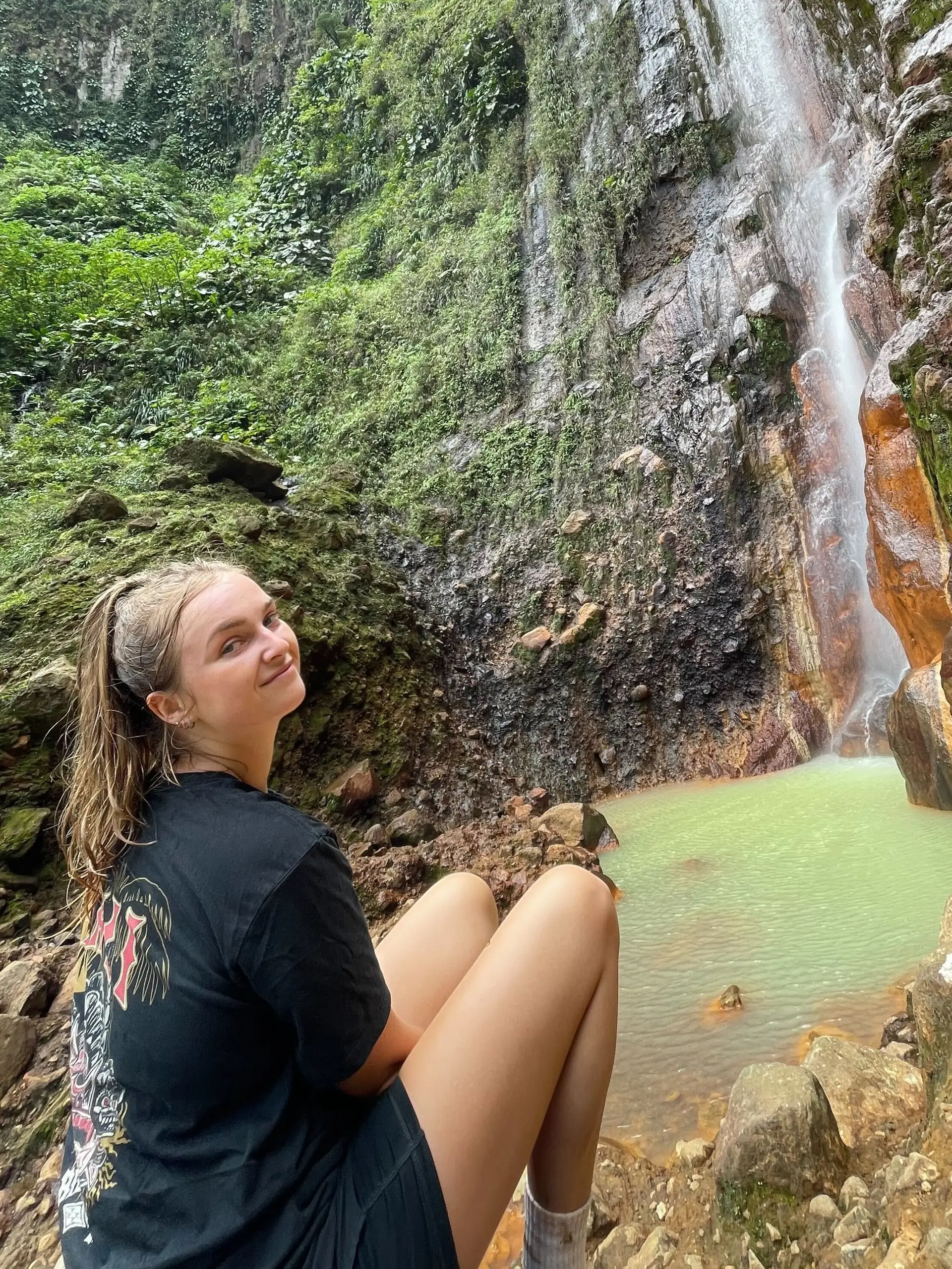 Portrait de Gwendoline Chapin, experte Shanti Travel pour la Polynésie française et la Mongolie, amoureuse de Maupiti et de ses paysages authentiques.