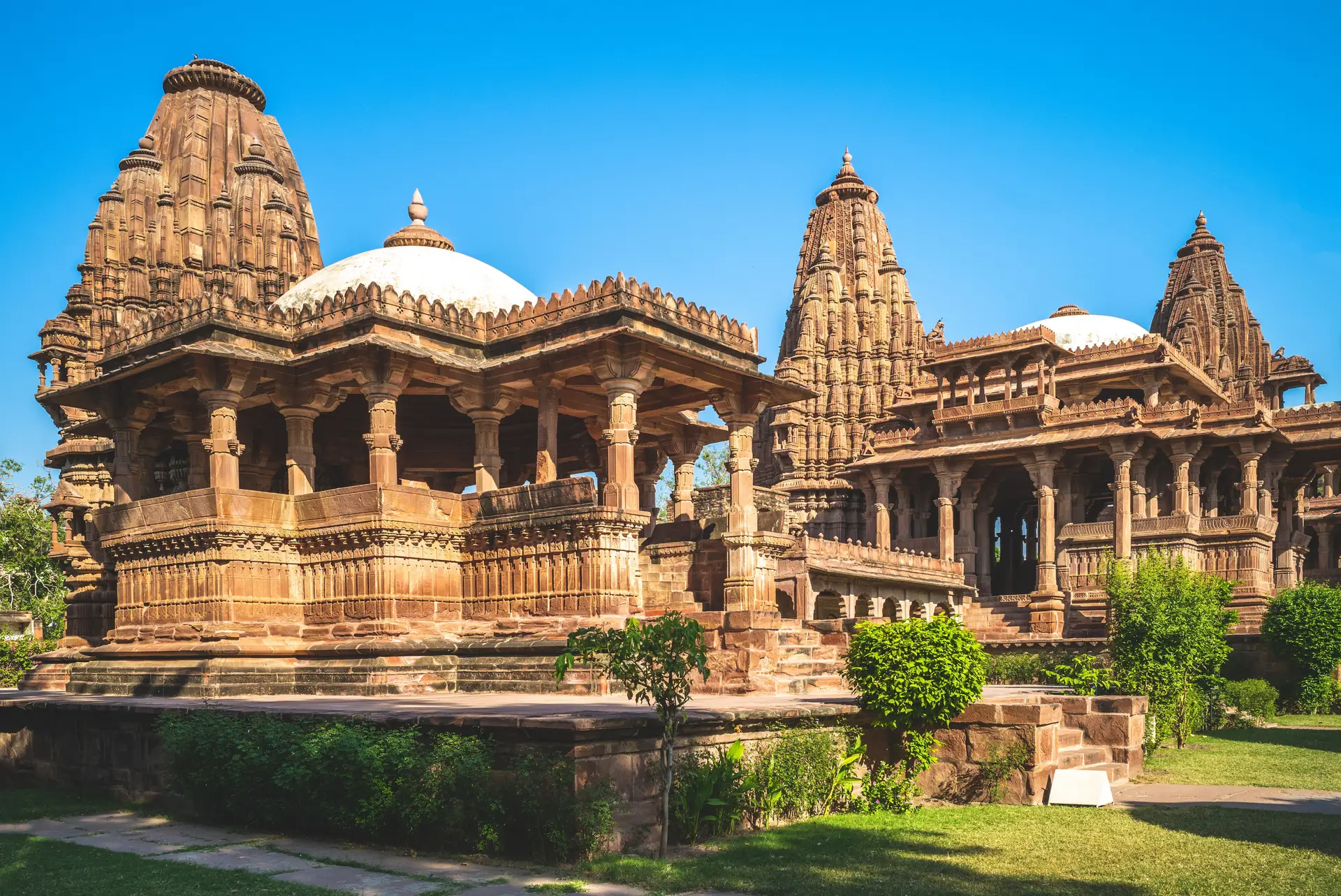 Voyage en Asie - Cinq monuments incontournables en Inde du Sud : temples et sites historiques emblématiques