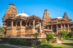 Voyage en Asie - Cinq monuments incontournables en Inde du Sud : temples et sites historiques emblématiques