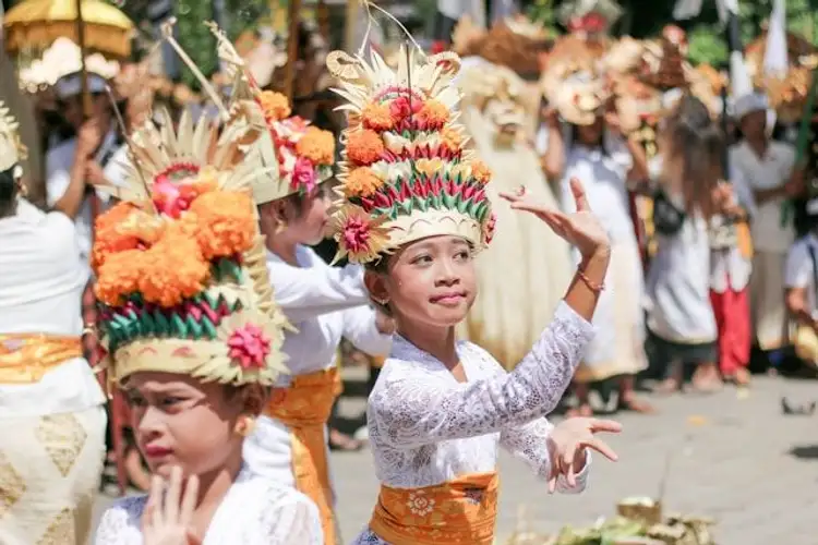 Balinesische traditionelle Tänze auf Bali