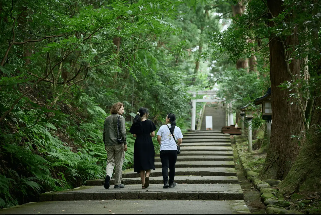 Marche menant au sanctuaire Shirayama