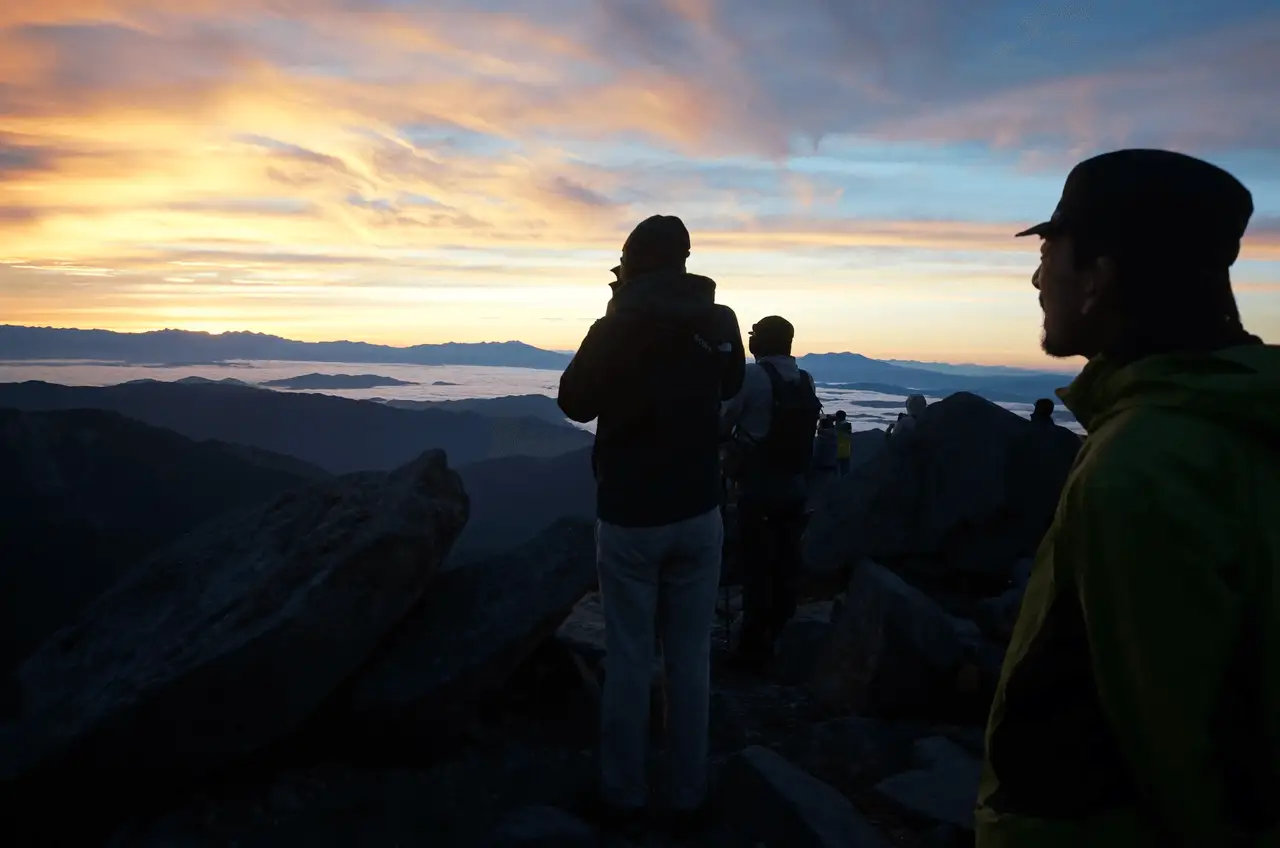 Levé de soleil mont Hakusan