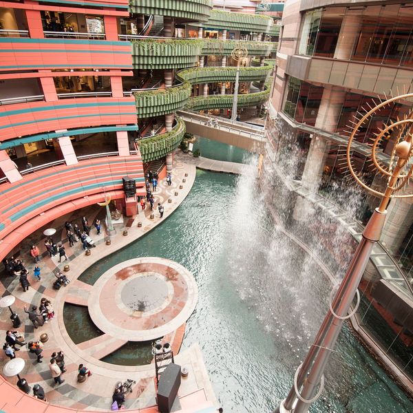 Voyage en Asie – architecture moderne du centre Canal City Hakata à Fukuoka