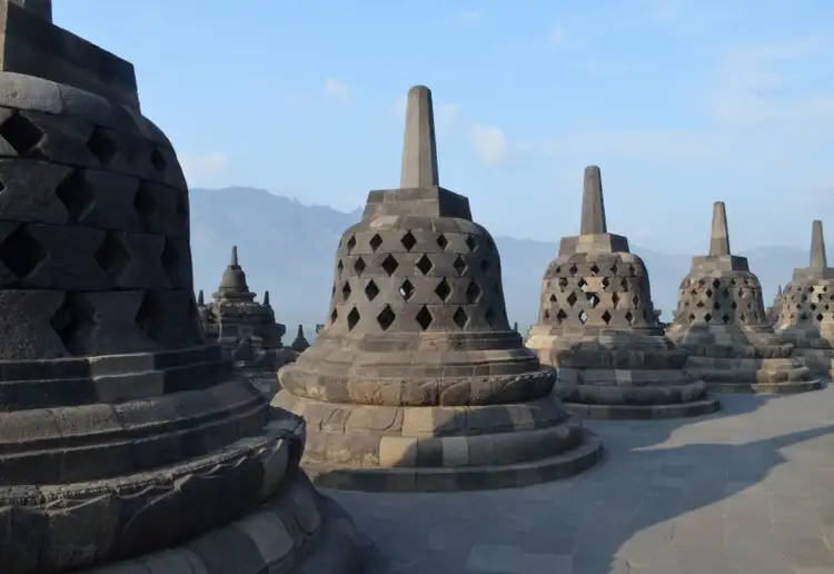 java-yogyakarta-temple-borobudur
