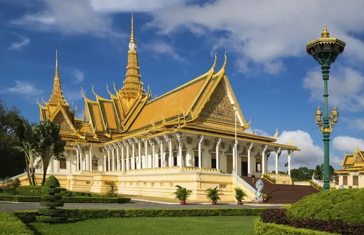 Cambodia - Le Cambodge en Liberte - Day 8