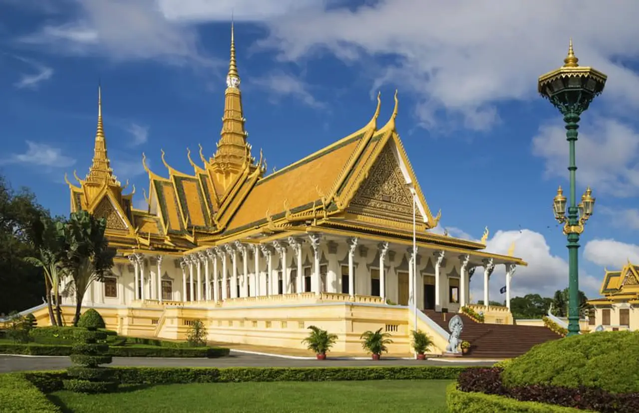 Cambodia - Le Cambodge en Liberte - Day 8