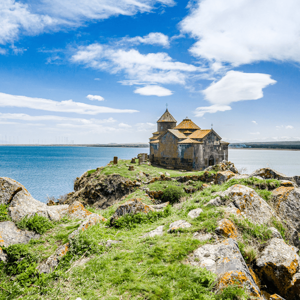 lac-sevan-khatchkars