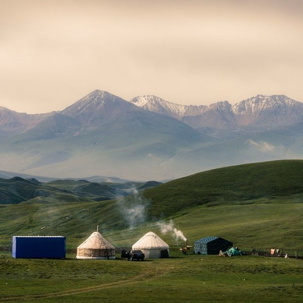 Nuit en yourte lors d'un voyage au Kirghizistan sur la route du Tian Shan