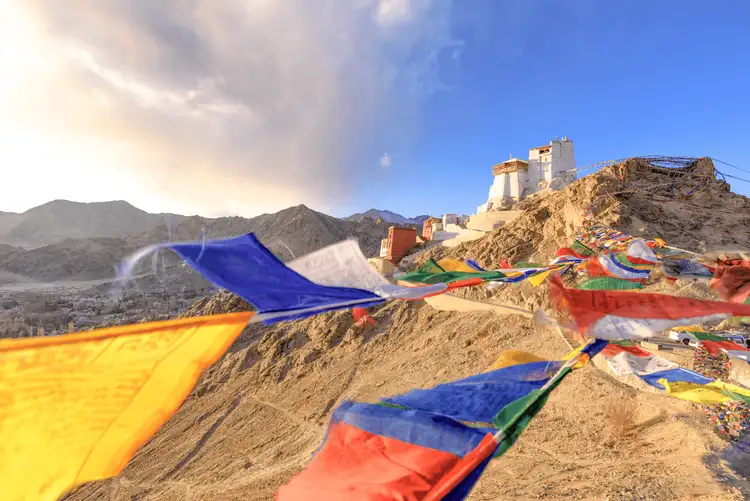 Voyage en Inde, Ladakh : Drapeaux du Ladakh