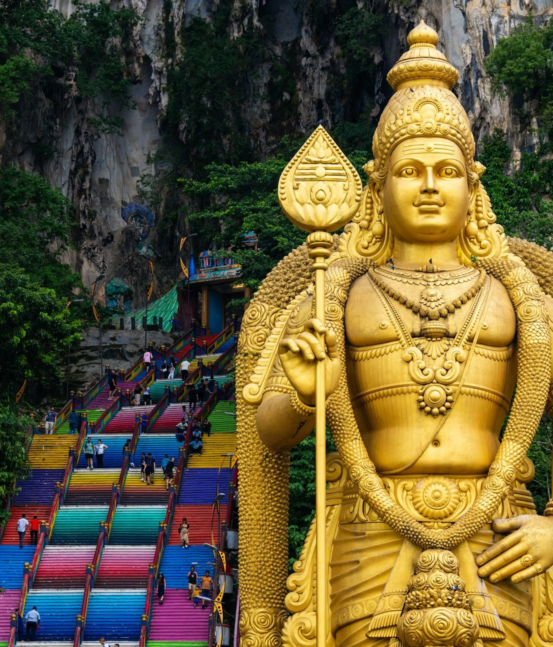 Les impressionnantes grottes de Batu en Malaisie