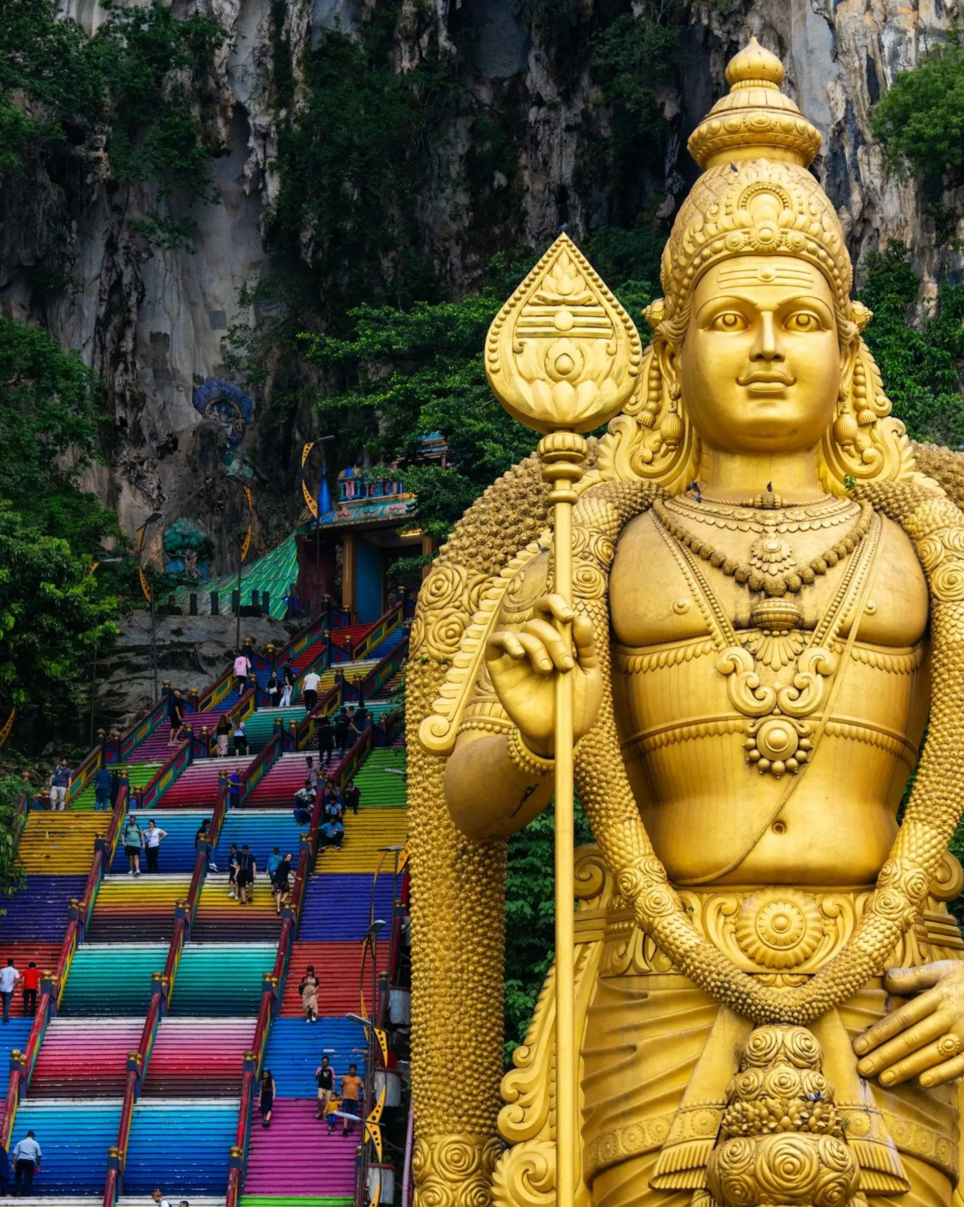 Les impressionnantes grottes de Batu en Malaisie