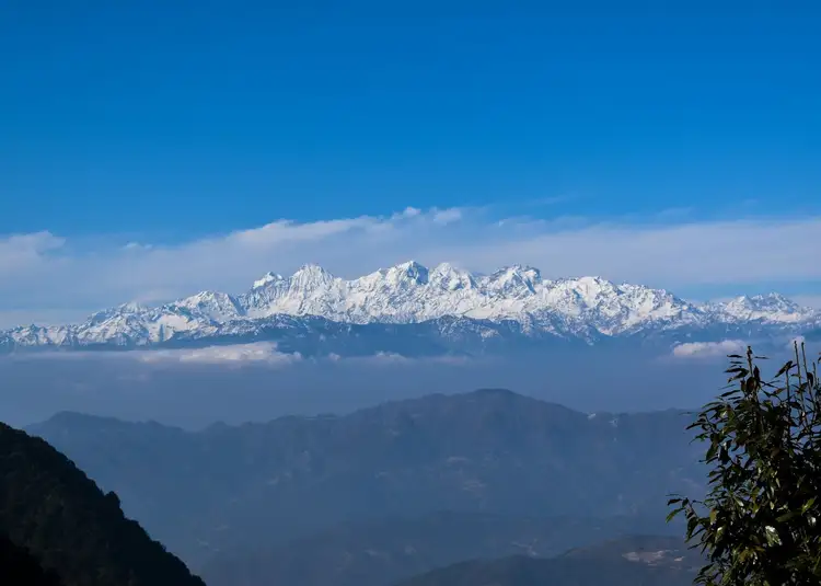 Voyage au Népal, Vue sur la chaîne de montagnes enneigée de Chandan Chaurasia