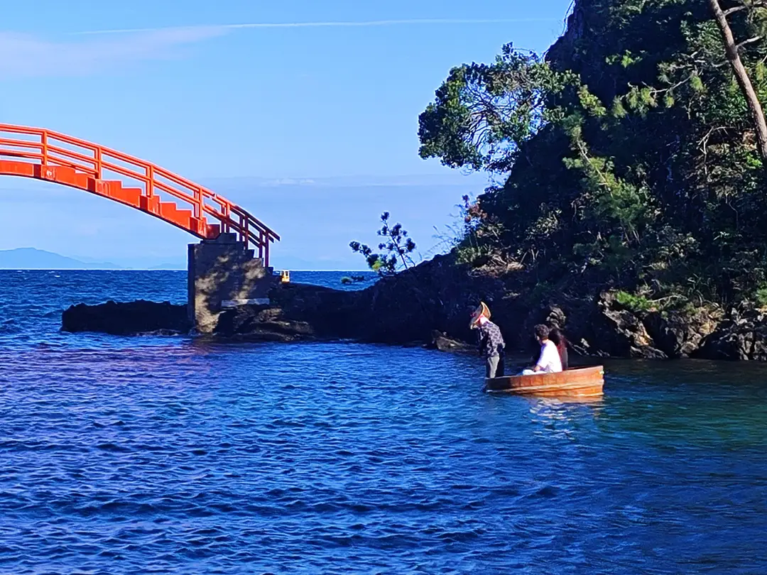 activité de bateau à NIigata sur l'ile de Sado