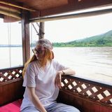 Portrait de Lauriane Fahrner, experte Shanti Travel au Laos, passionnée par la descente du Mékong et la découverte de villages et paysages préservés.
