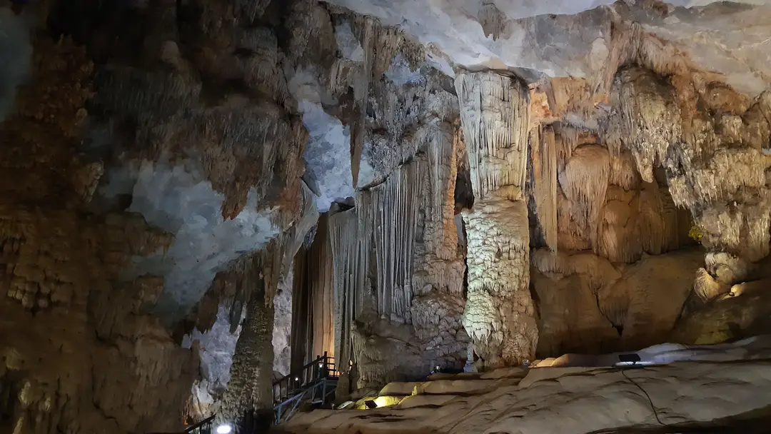 Thien Duong Cave, nichée au cœur du Parc national de Phong Nha-Kẻ Bàng au Vietnam.