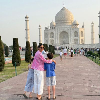 Voyage en Asie : Visite en famille des temples d’Angkor, expérience culturelle adaptée aux enfants avec un guide local.