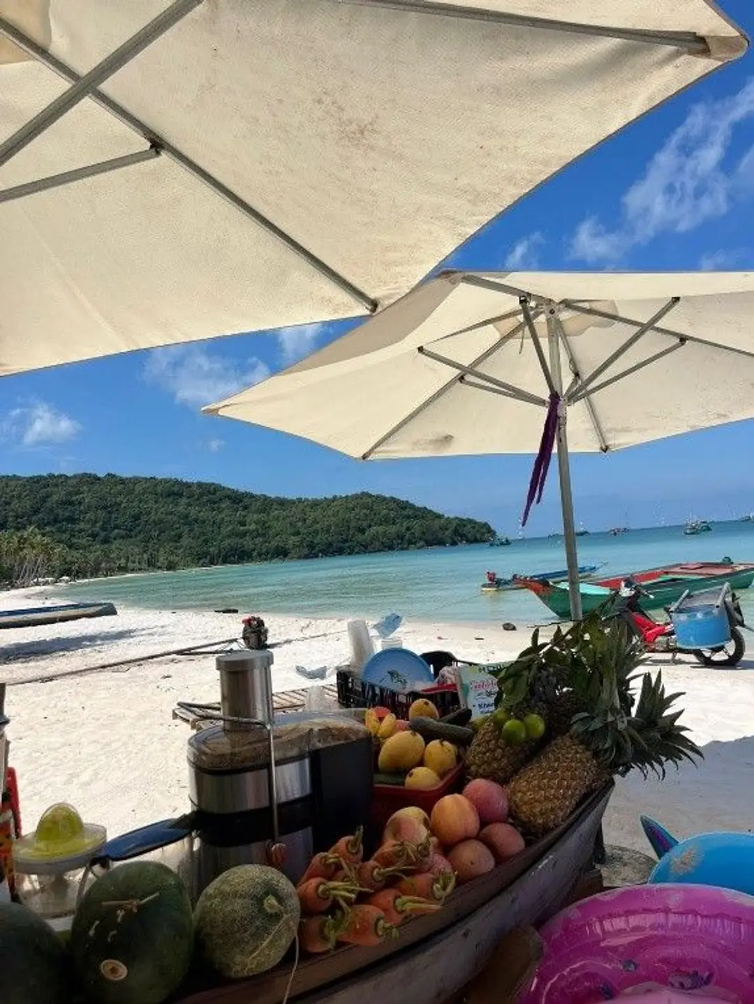 Sao Beach 2.jpg