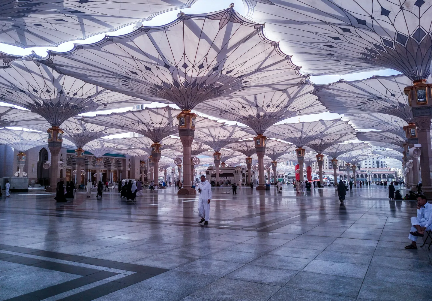 Saudi Arabia Medina Mosque Nabawi-pexels.jpg