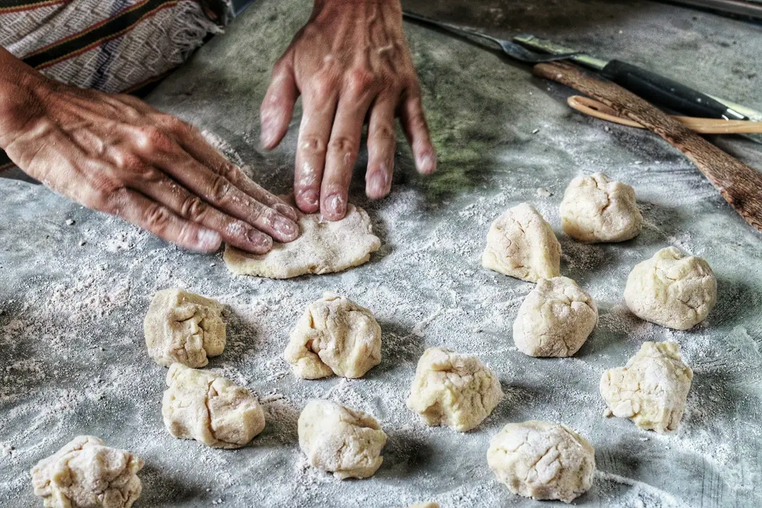 Sri Lanka - cooking - bakery - unsplash.jpg