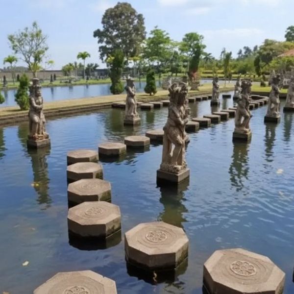Ausflug zum Tirta Gangga Tempel auf Bali