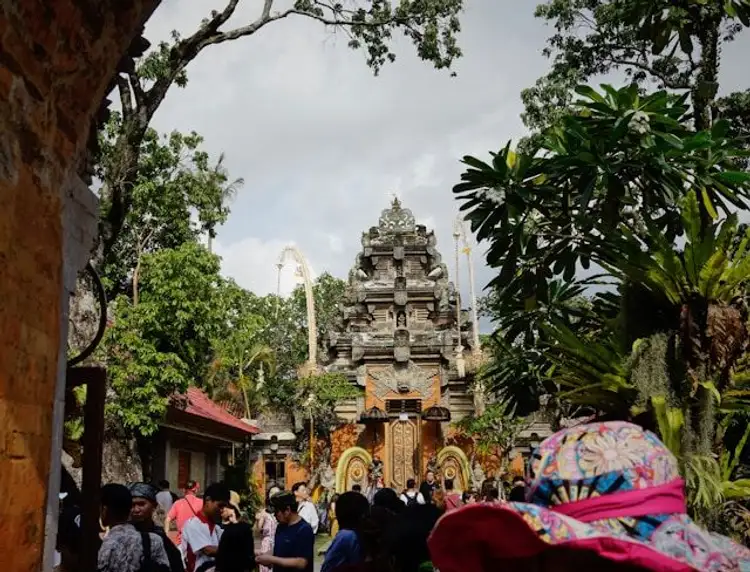 Spaziergang durch Ubud mit Tempeln und Markt
