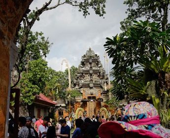 Spaziergang durch Ubud mit Tempeln und Markt