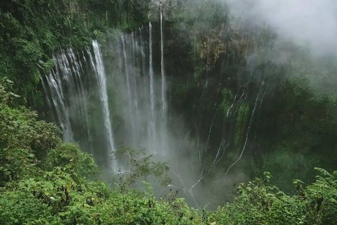  Ausflug zum Wasserfall Tumpak Sewu