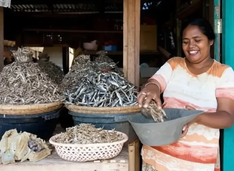 wanderung und lokaler fischmarkt in Wera Sumba Indonesien