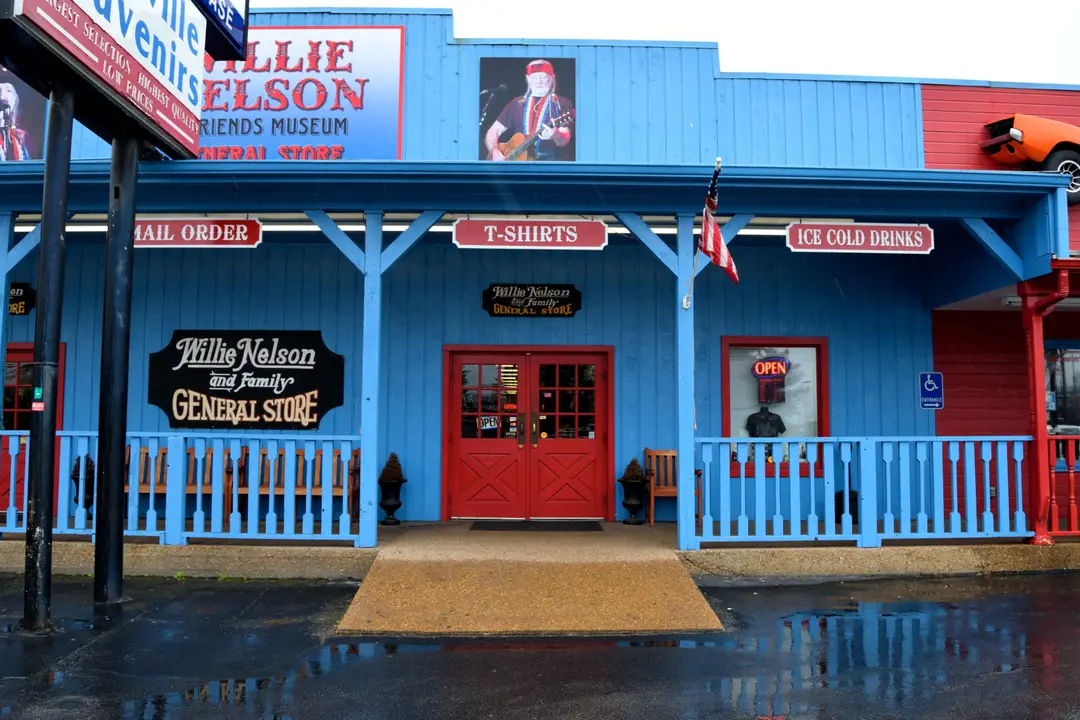 Willie Nelson dans un musée de Nashville