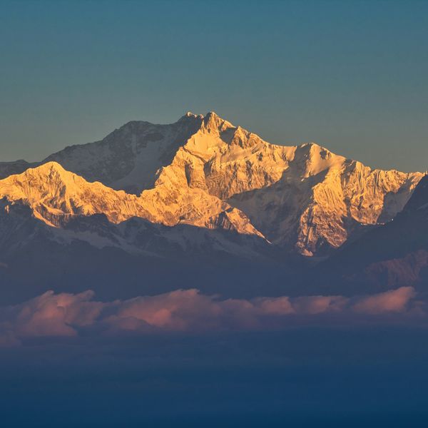 Mont Kangchenjunga au Lever du Soleil