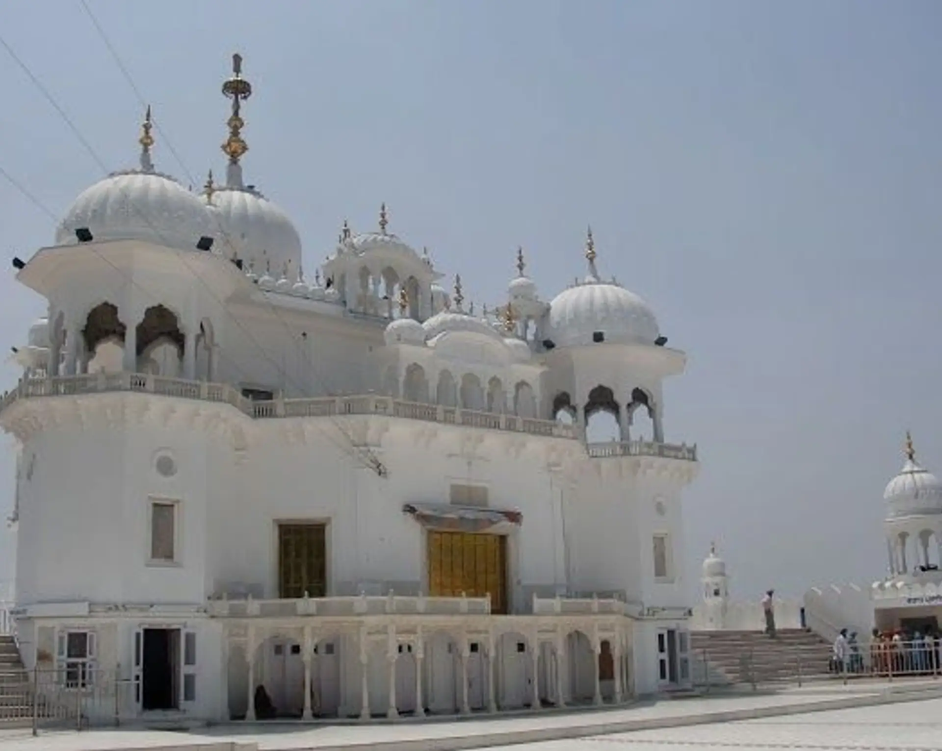 anandpur-sahib-sur-la-route-de-manali.htm