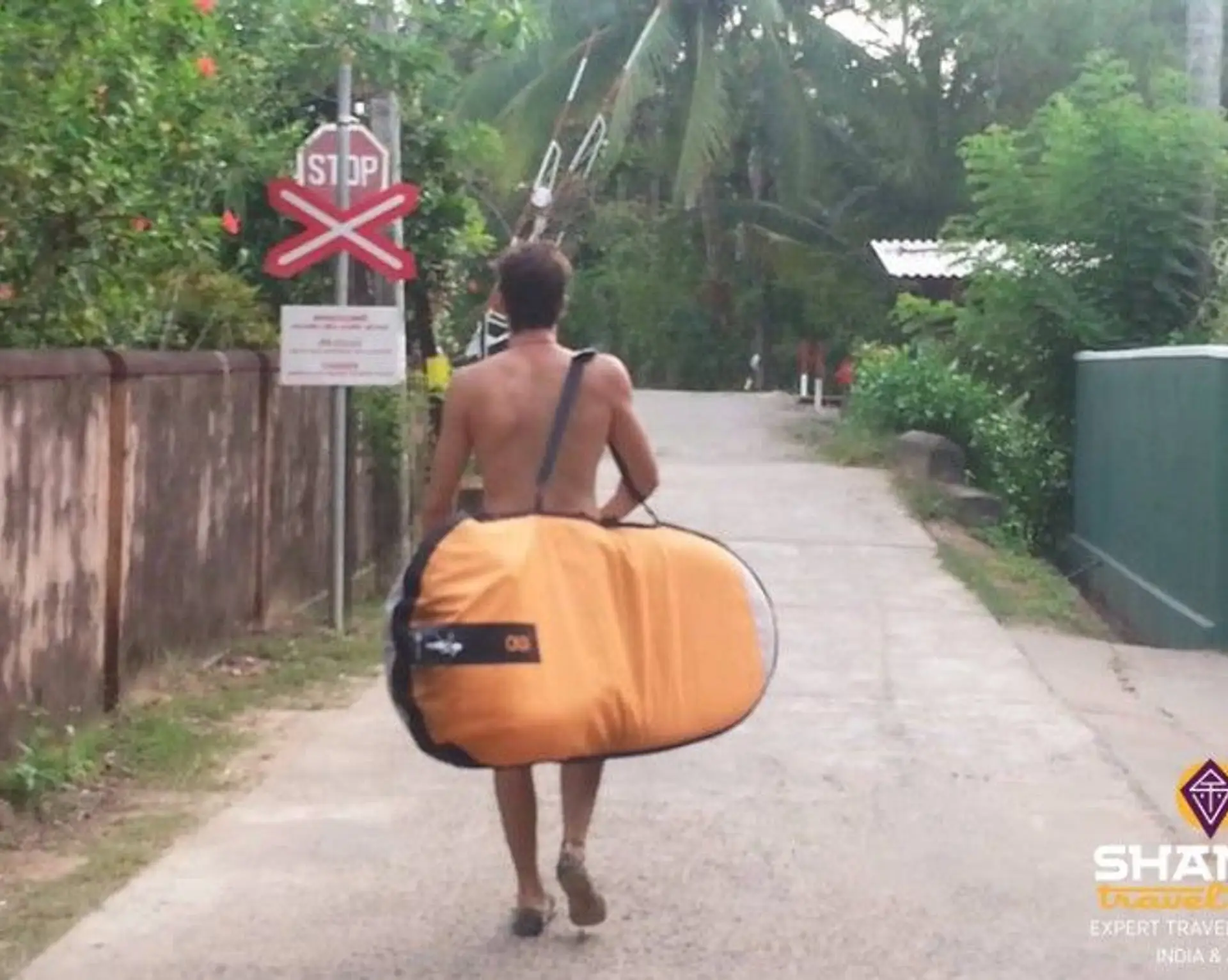 hikkaduwa-au-sri-lanka-un-paradis-pour-les-surfeurs-2.htm