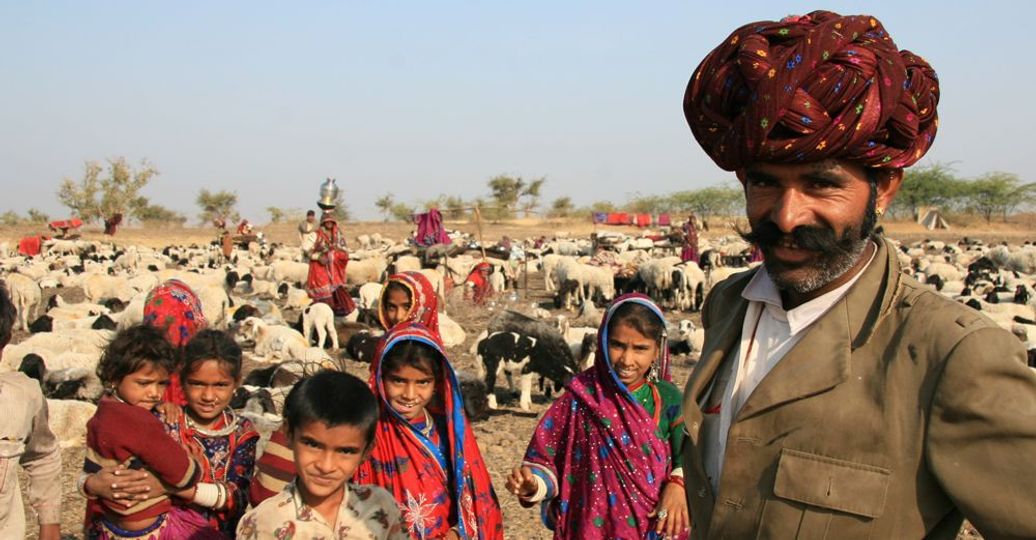 Homme et enfants habitants du Rajasthan