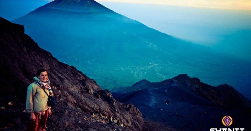 lascension-de-mon-tout-premier-volcan-en-indonesie-le-mont-merapi.htm