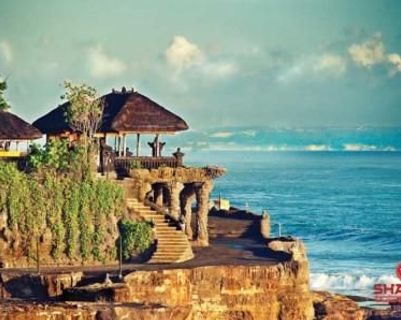 Travel in Asia - Coastal scene at the Tanah Lot Temple in Bali, Indonesia